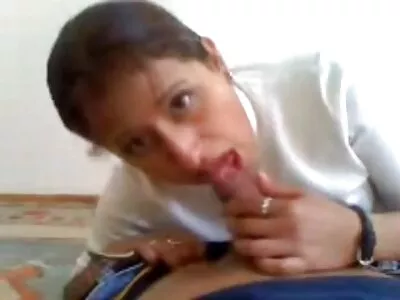 Nikita Von James ហៀប​នឹង​កើត​ឡើង